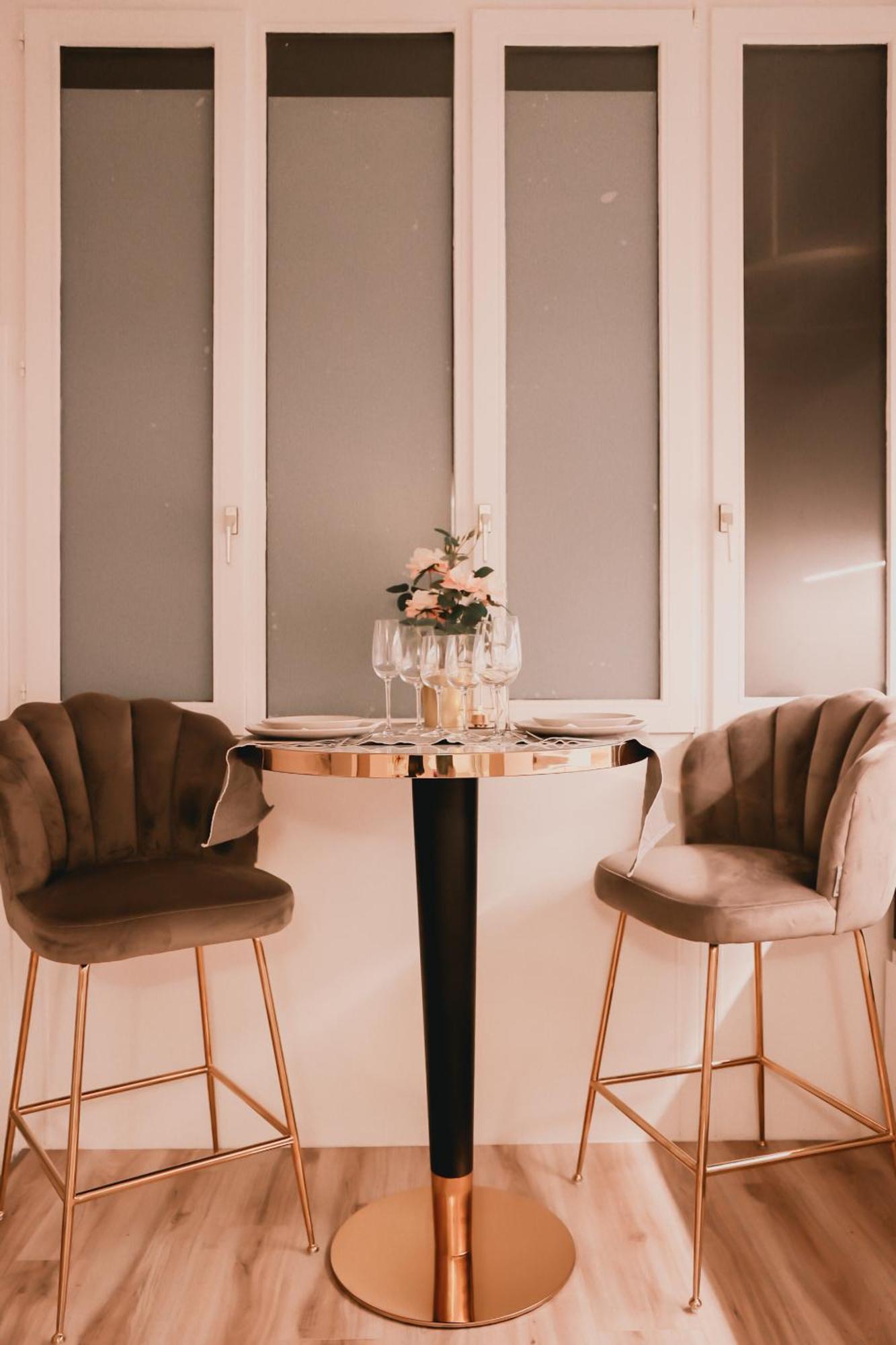 Hotel Mademoiselle Лиеж Екстериор снимка